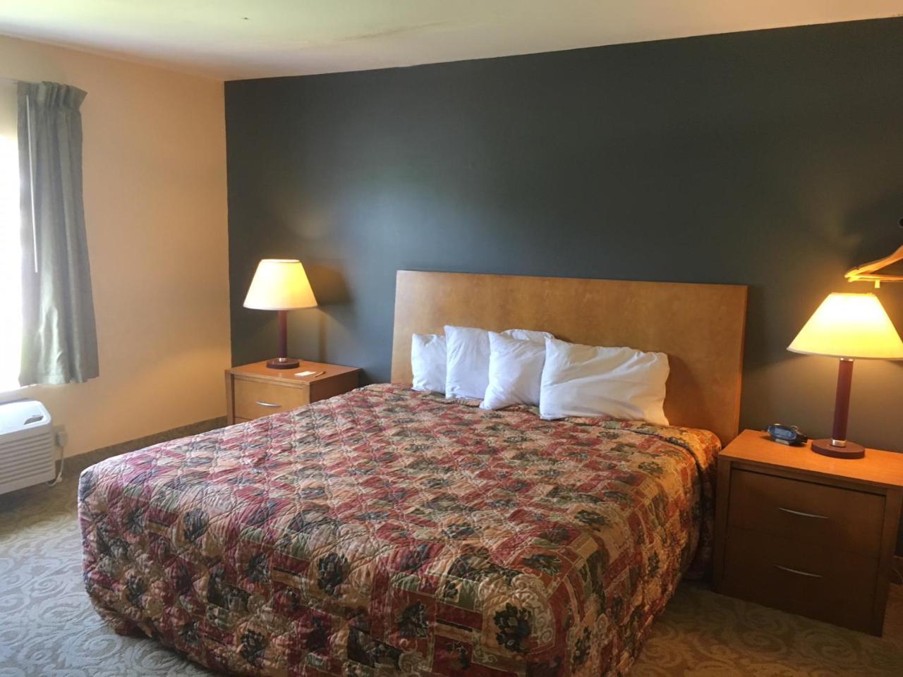 Deluxe Inn Galloway Ngoại thất bức ảnh